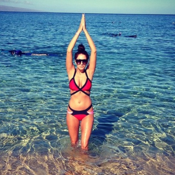 Other - Color block two piece bikini